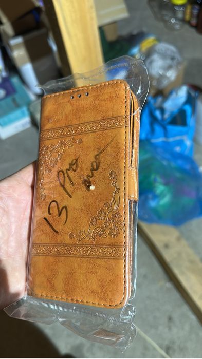 Husa si folie iphone 13/14/15/16 pro max, camion Techno