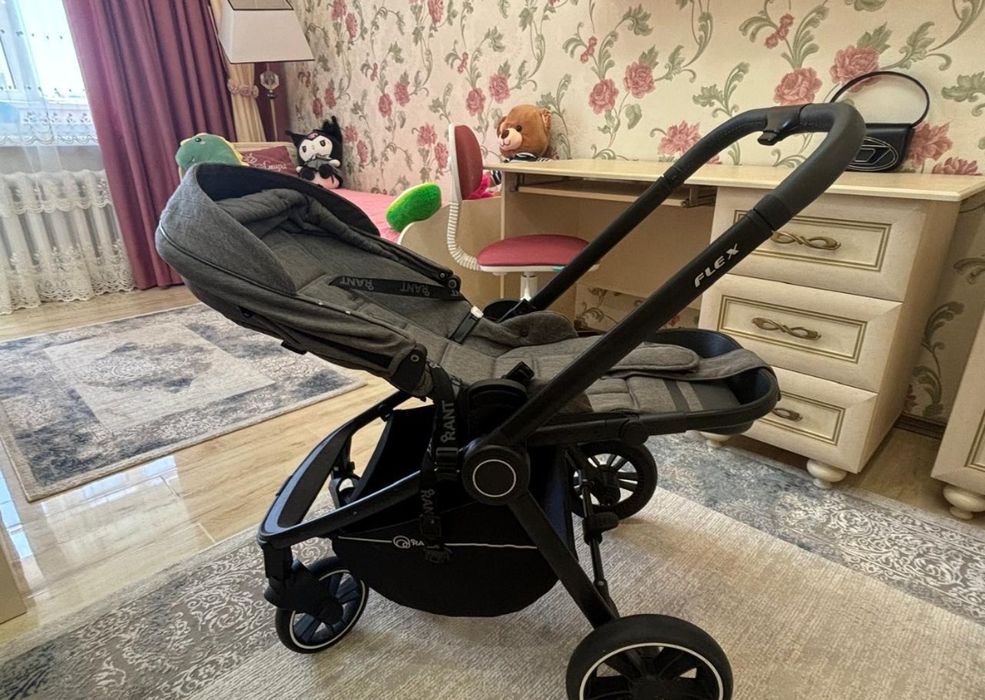 Продам детскую коляску