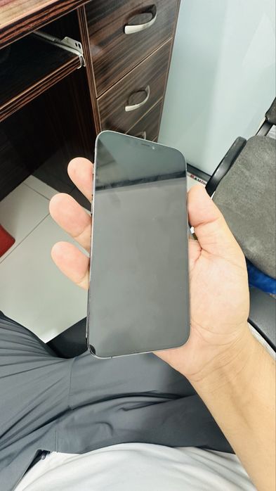 Iphone  12 pro max  256 gb  sotiladi