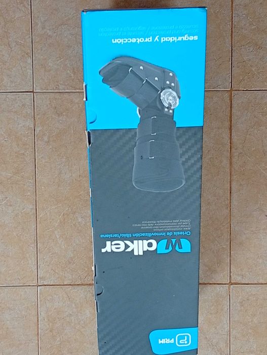 Ортопедичен ботуш