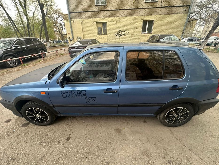 Продам гольф 3 в нормальном состоянии!