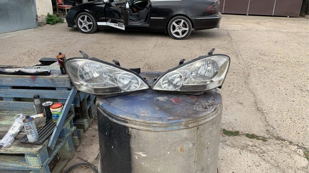 Само на части Toyota Avensis Verso