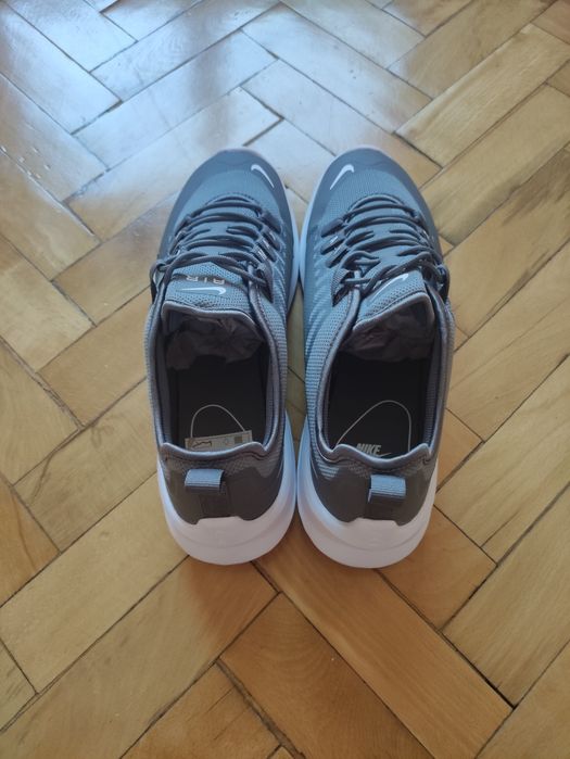 Nike Air Max Axis Cool Grey White