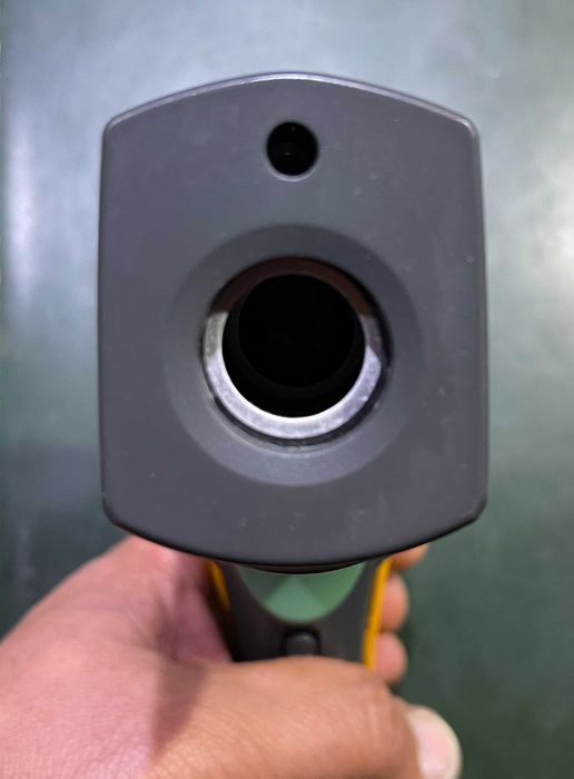 FLUKE 561 цифров термометър