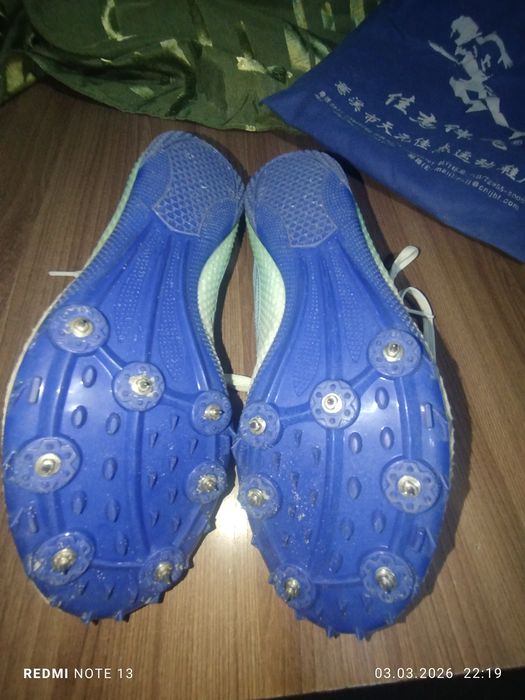 Шиповки как новые