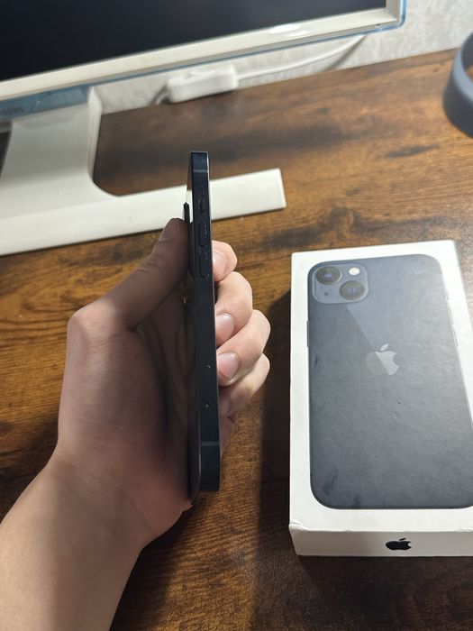 Iphone 13 89% без ремонта