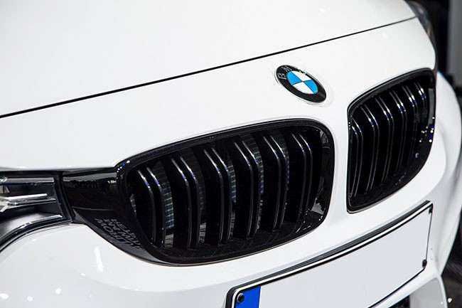Grile Nari duble negru lucios BMW F30 - OFERTA LIMITATA -