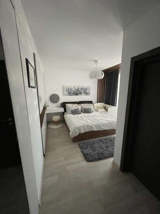 Inchiriez apartament 3 camere Otopeni