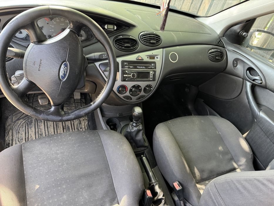 Ford  focus mk1.