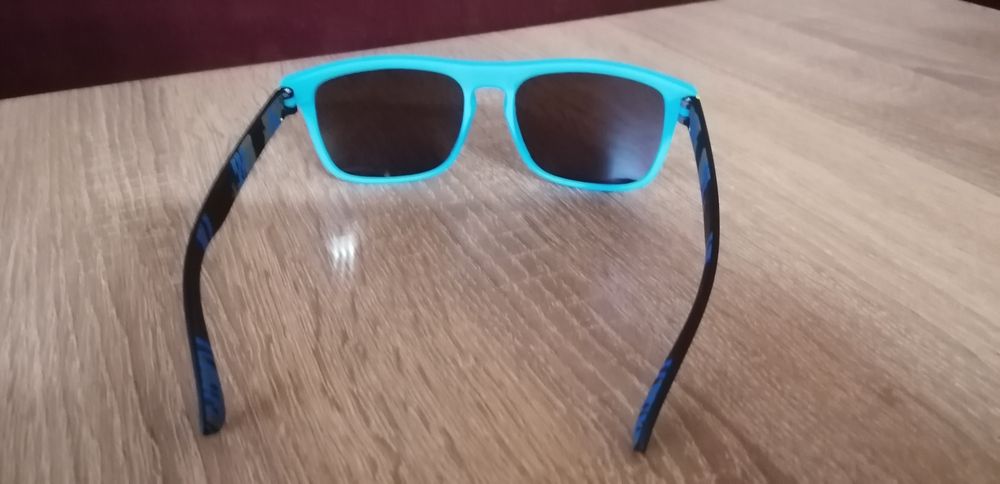 Слънчеви очила..