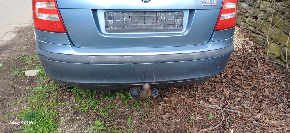 Шкода Октавия...