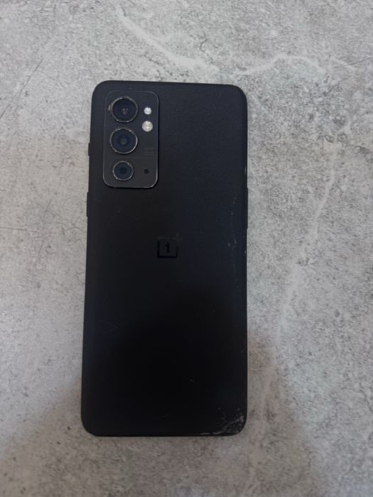 телефон OnePluse 9RT