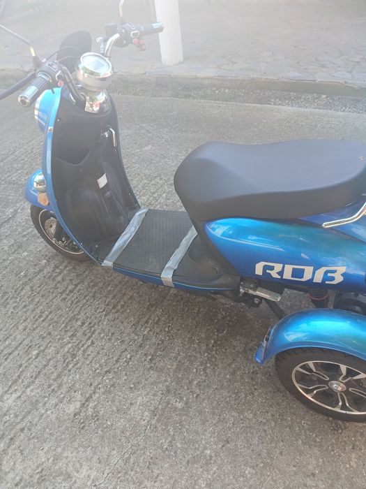 Vind triciclu  electric