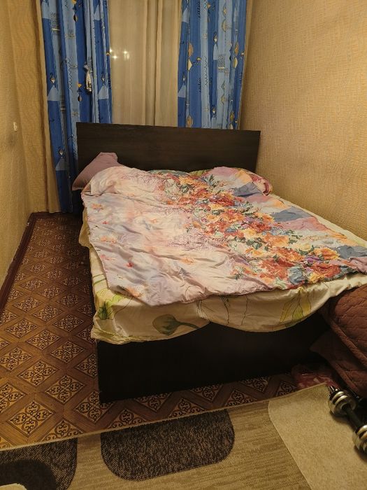 Продам двухспальную кровать 160*200