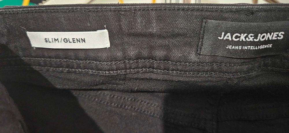 Pantaloni/jeansi negru denim, barbati, Jack and Jones masura 27/30 xs