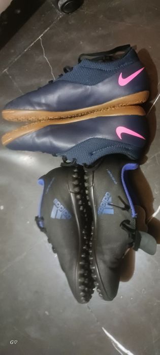 Футболни обувки 32 и 35.5 номер
