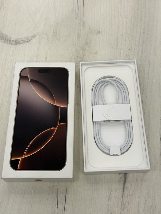 iPhone 16 pro max 256 Desert Titanium e-Sim