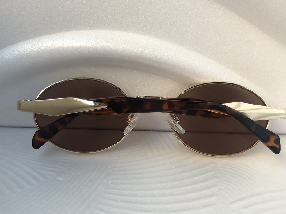 Модерни дамски слънчеви очила