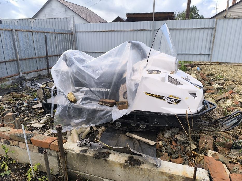 Продам снегоход на ходу,