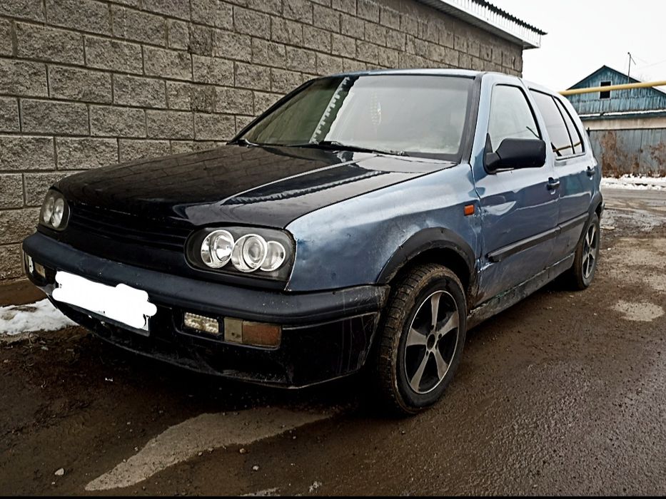 Гольф 3 объём 1.8