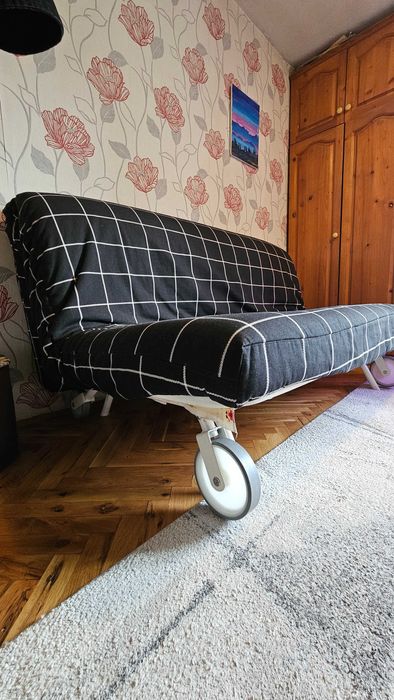 Разтегателен диван IKEA PS с Матрак Murbo и оригинален калъф Rute в черно / бяло