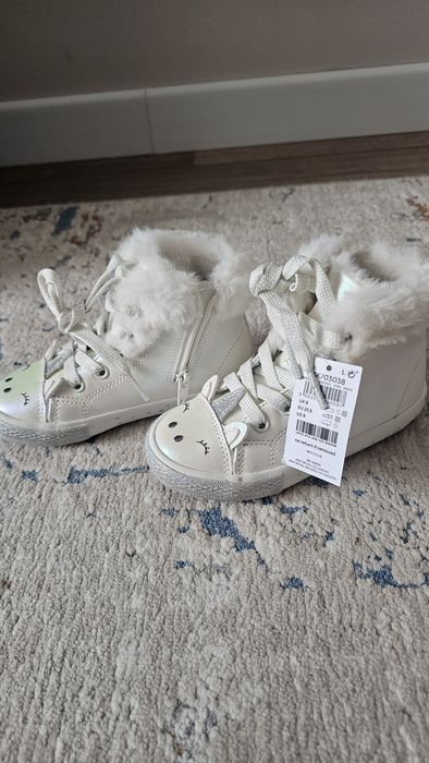 Продам обувь next