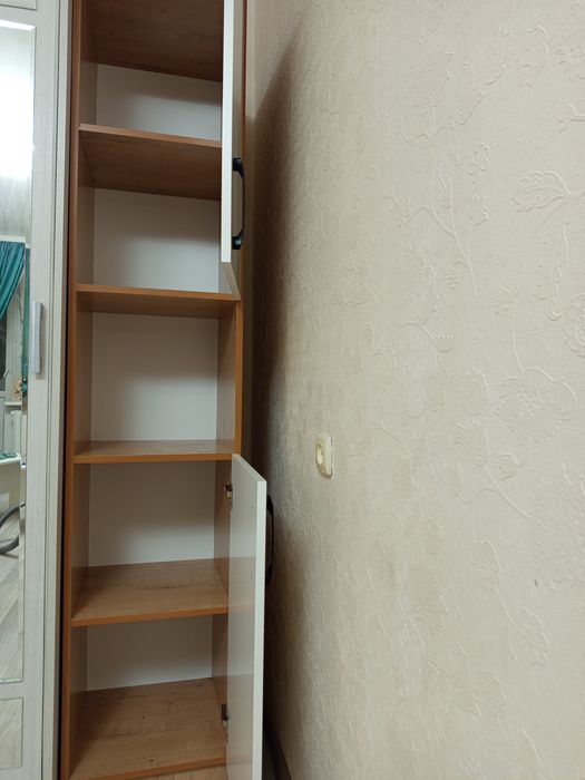 Детский кровать и тумба шкаф