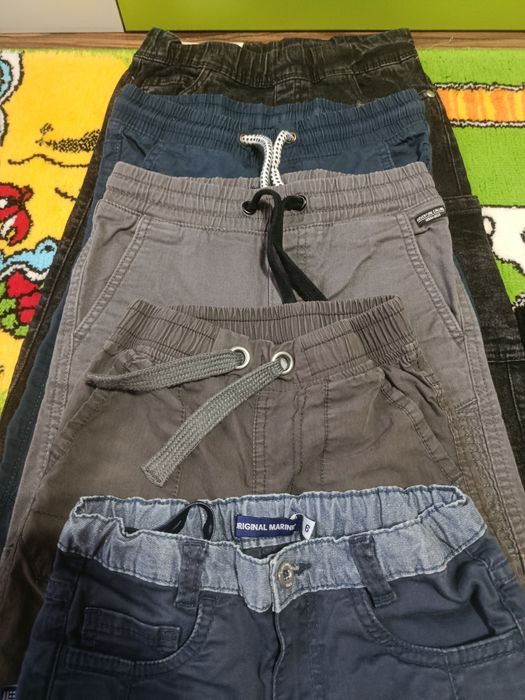 Blugi băieți 4 - 6 ani