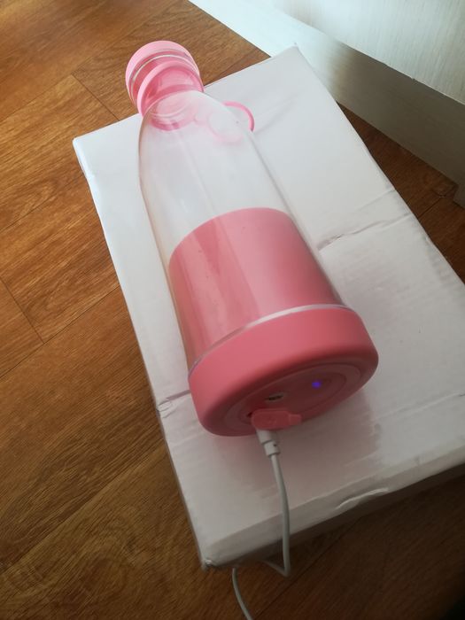 Продам бутылку блендер и кувшины