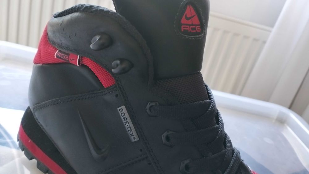 Vând Ghete Impecabile Nike