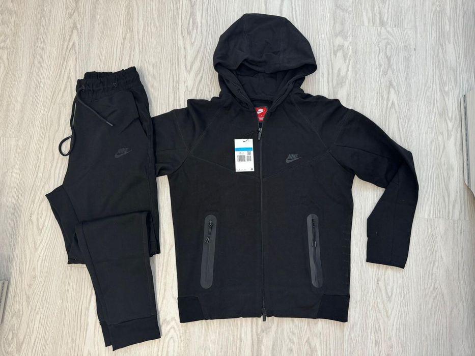 Trening NIKE Tech FLEECE Produs NOU