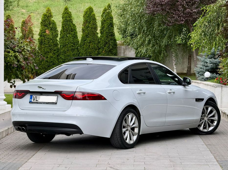 Jaguar XF Jaguar XF