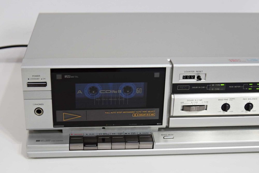 Deck Aiwa AD-F 260, casetofon