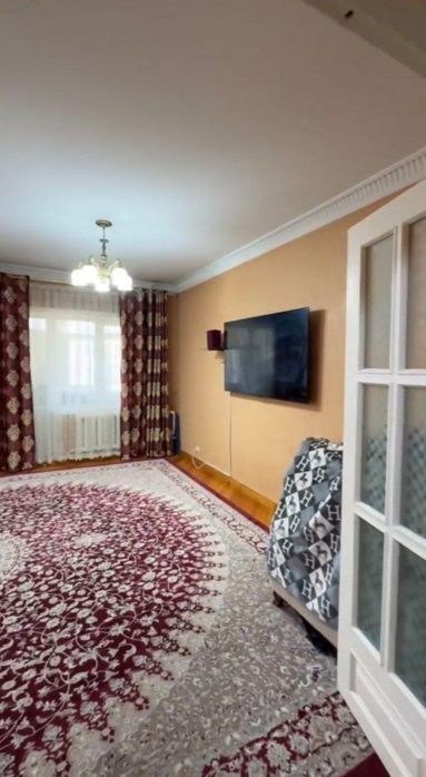 Продается квартира Юнусабад 14кв 4/3/5