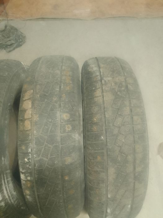 Продам зимние шины