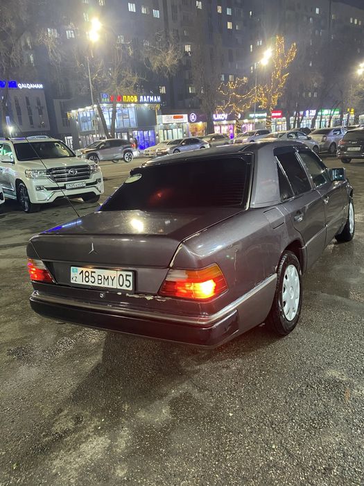 Продам мерс 124