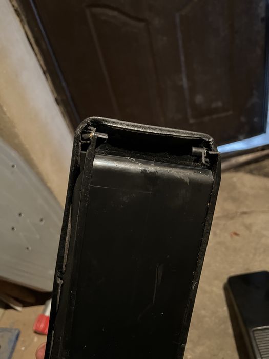 Продам на мерседес 124 Е2,8 хлебницу