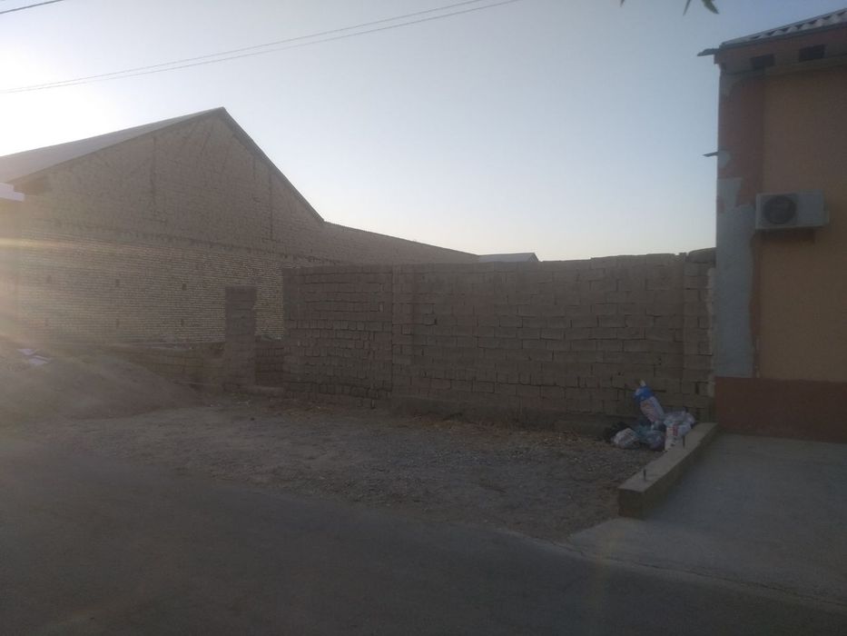 Yer sotiladi.5.5 sotok