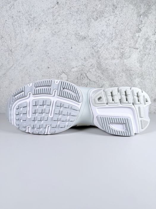 Nike V2K Run Metalic Silver White