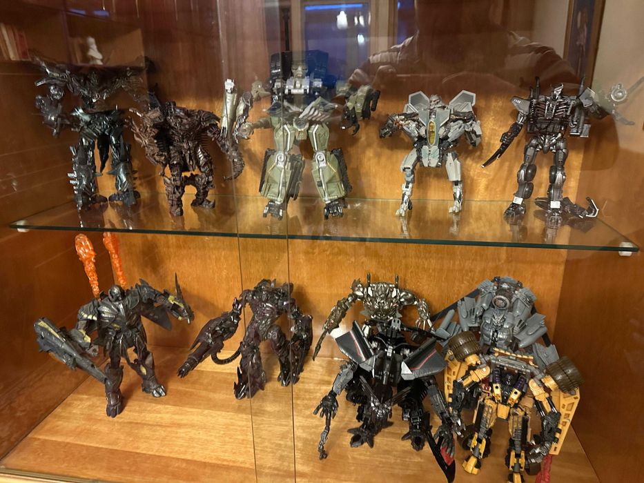 Vand colectie roboti transformers autobots decepticons