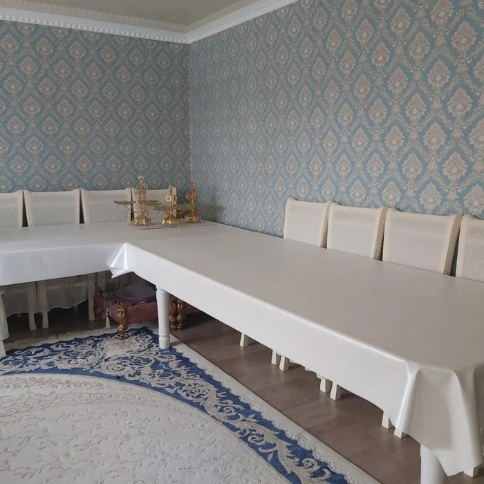 Продам стол с стулом