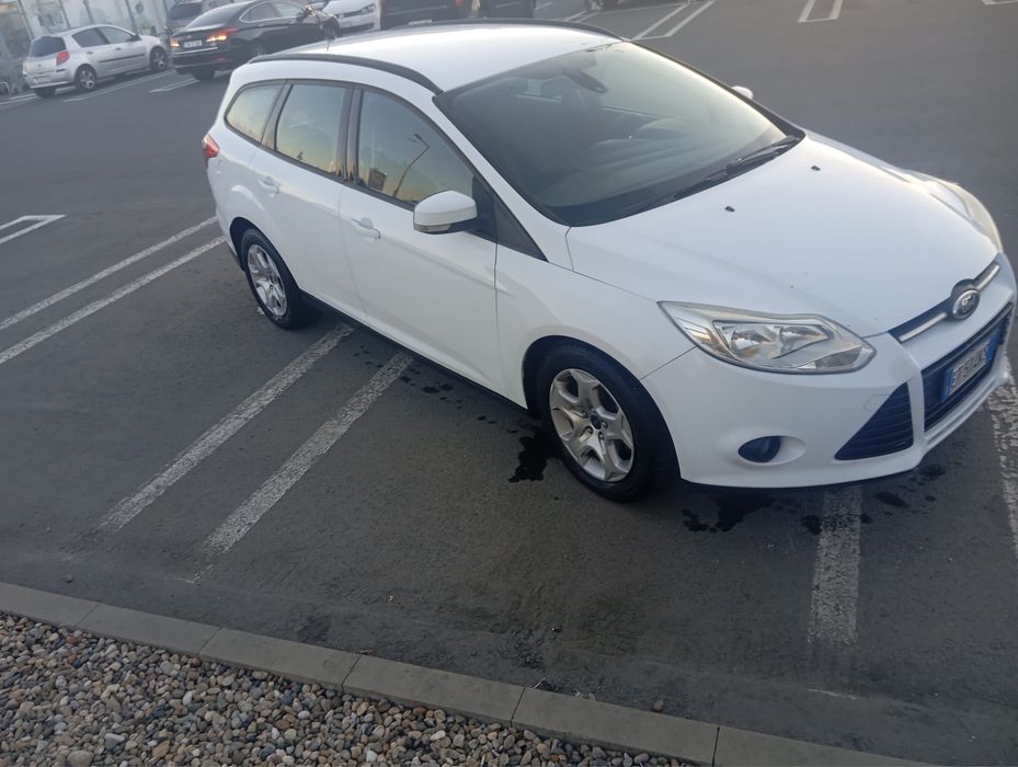FORD Focus 2014 — imagine 3