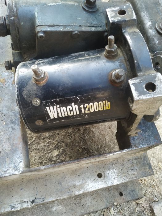 Продам лебёдку для эвакуатора!