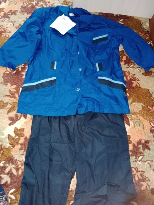 Рабочий женский костюм