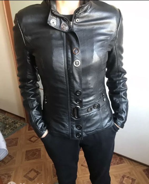 Продам курточку кожзам