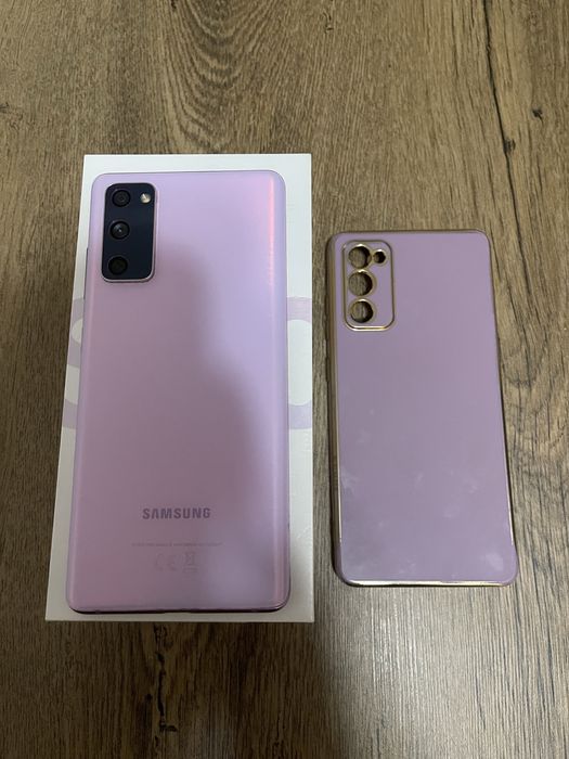 Samsung Galaxy S20 FE 128GB Full Box