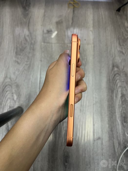 Iphone 17 pro max sotiladi