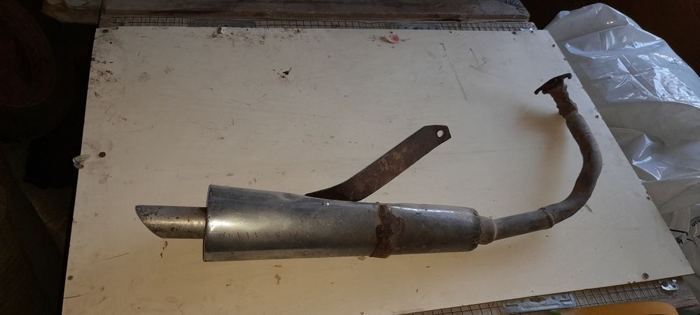 Глушитель продам срочно