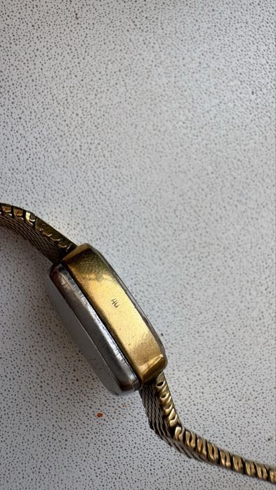 Антикварные часы