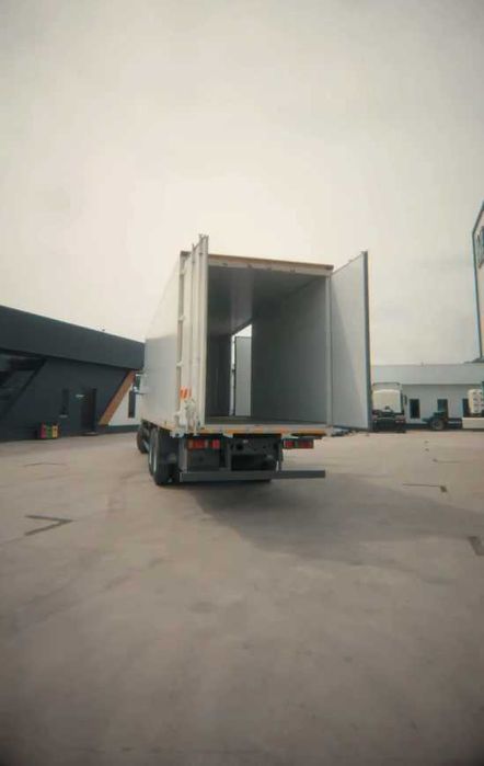 Sinotruk HOWO V5X MEGAVAN sizning ishonchli hamkoringiz !!!